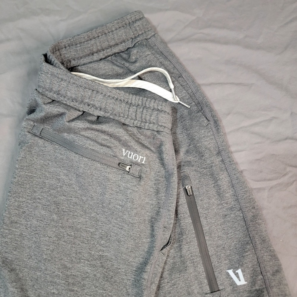 Vuori Sunday Performance Shorts Men's Medium Heathered Gray Drawstring Pockets